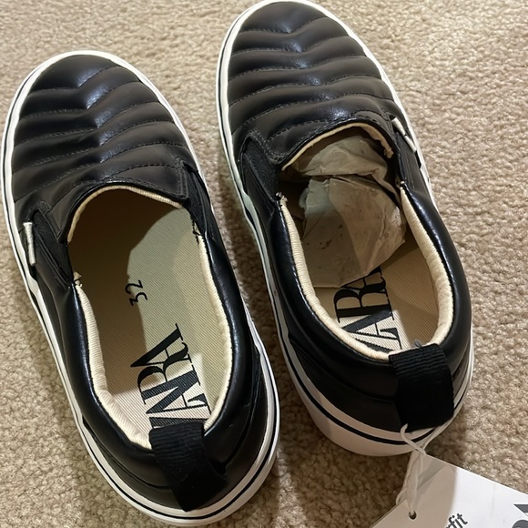 Zara slip on shoes size 1 NWT - Picture 4 of 5